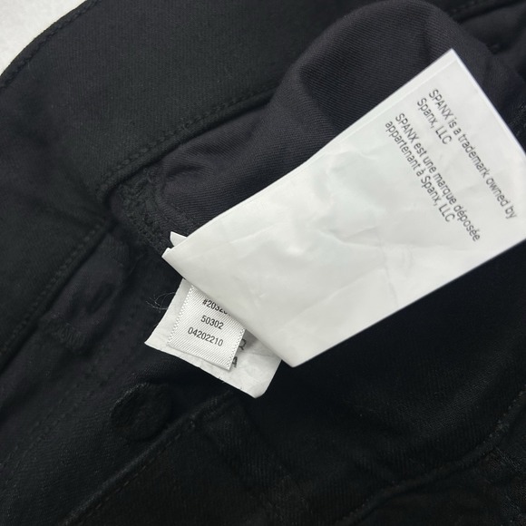 SPANX NWT Flare Jeans Size M Clean Black Pull On Stretch Denim 33" Inseam 20326Q - Picture 13 of 13